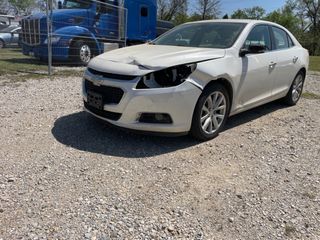 2014 Chevrolet Malibu 1LZ - Exterior Front Left Corner Image